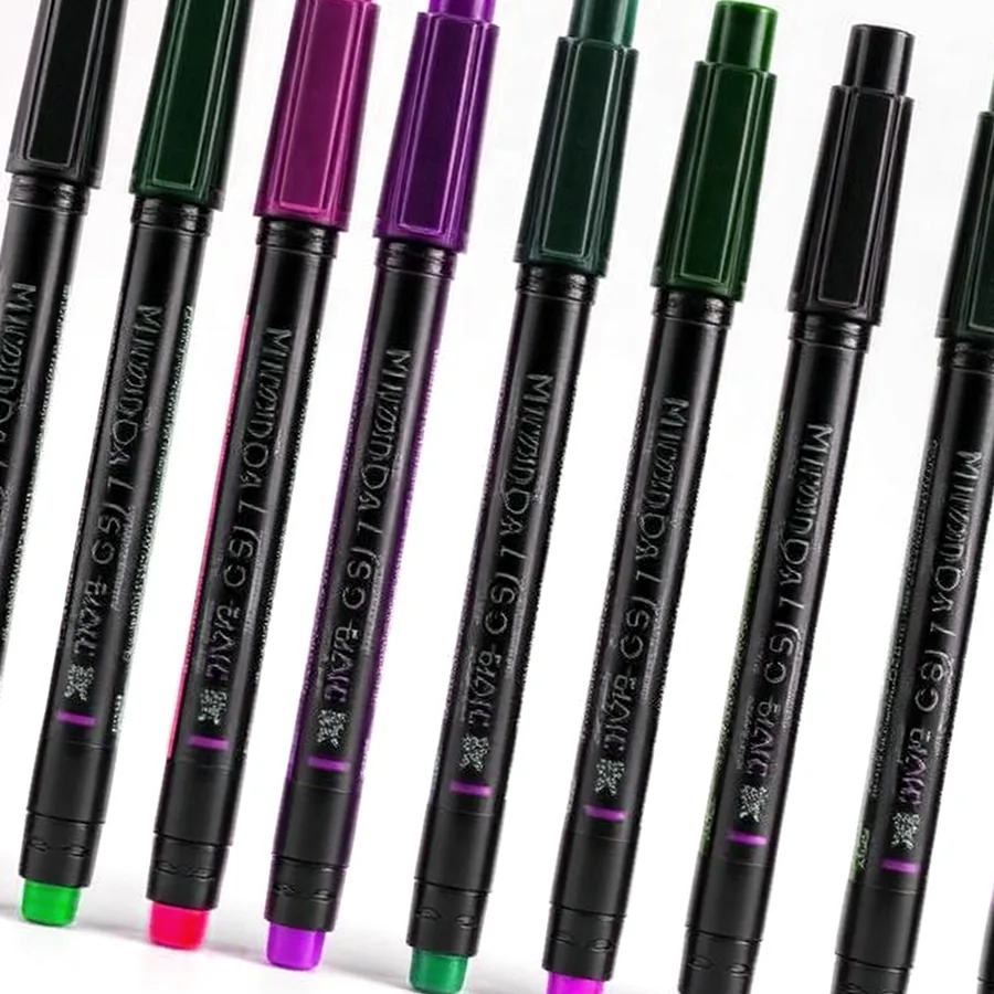 Crayola Dual-Tip Alcohol Art Marker Set — 24 Count, Primary Assortment