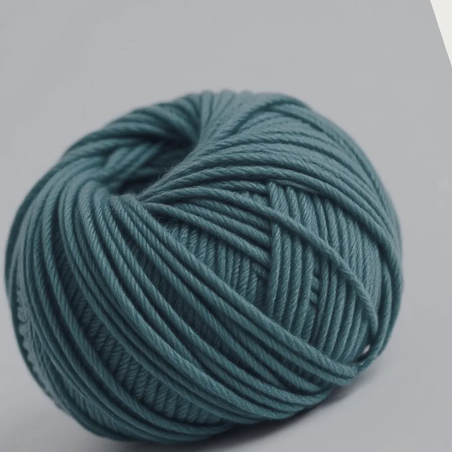 DMC Worsted Weight Acrylic Yarn Skein — 7 oz, Charcoal