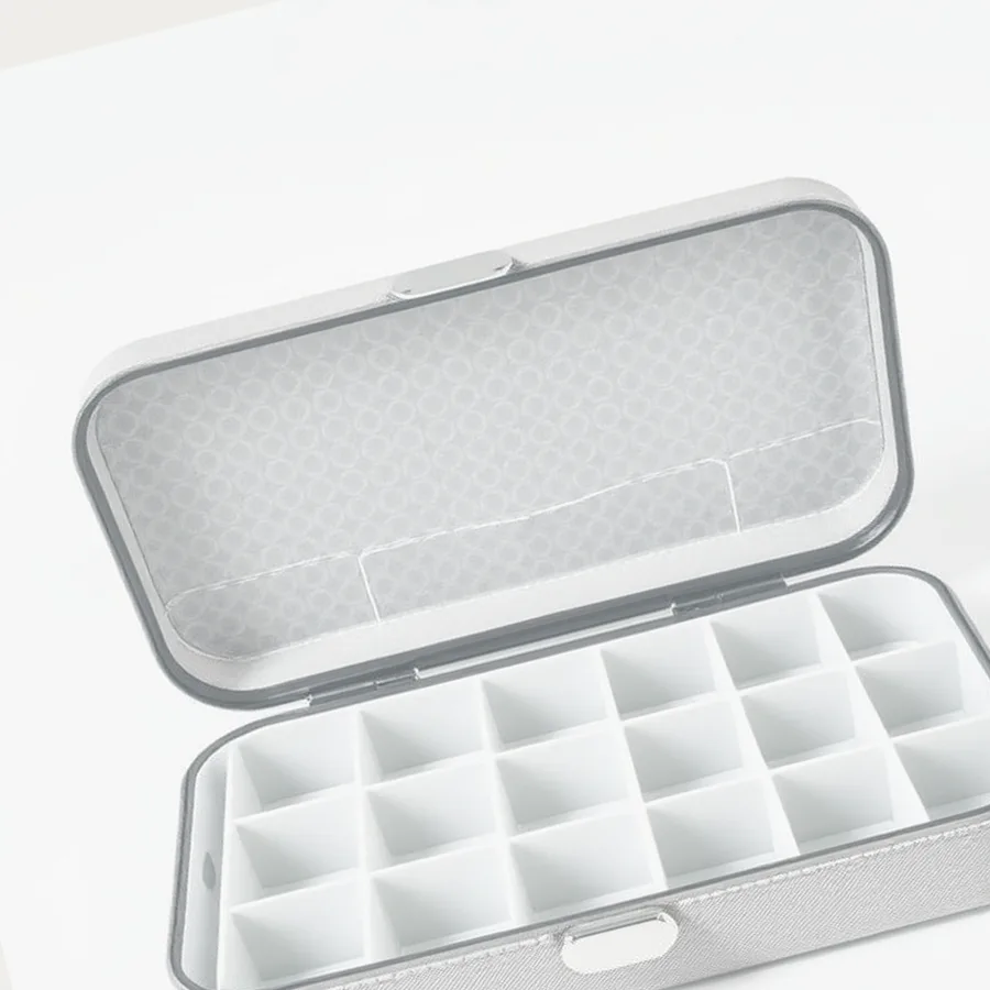 Fiskars Adjustable Bead Organizer Case — 24 Compartment, Clear