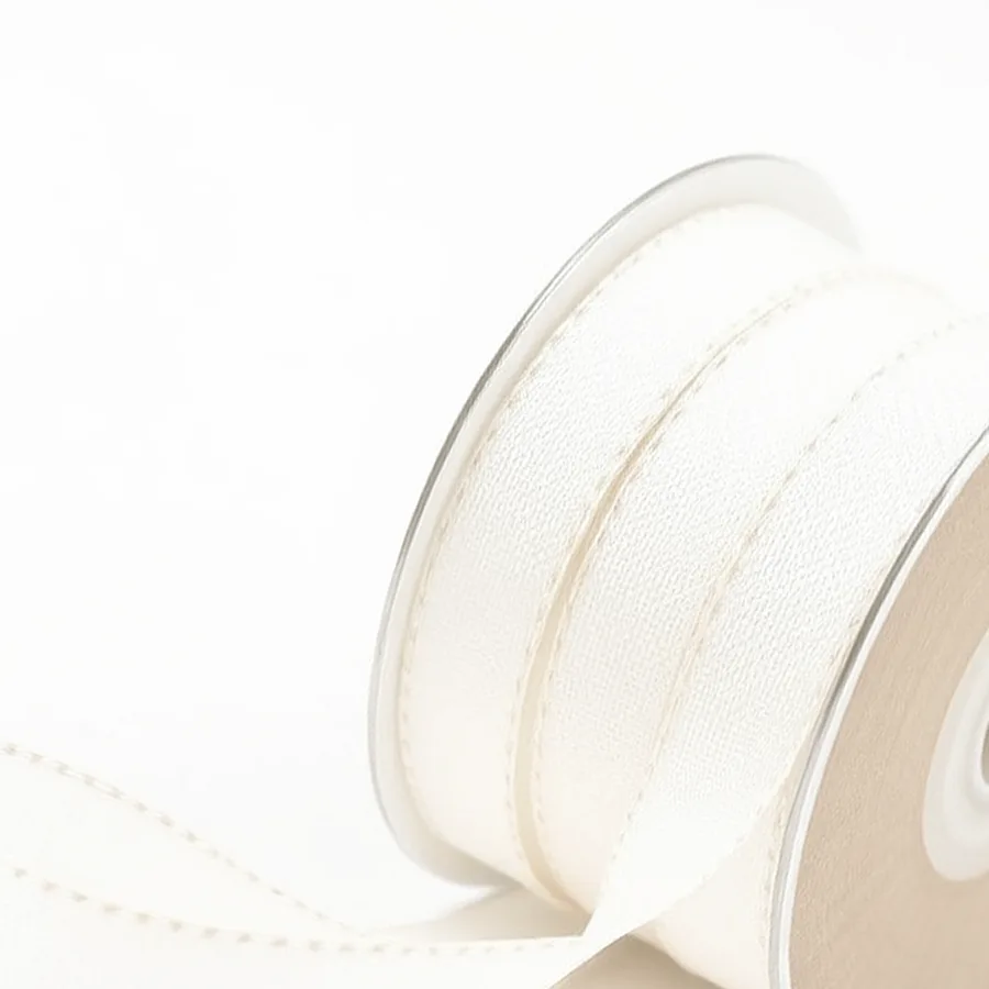 Plaid Wired Edge Craft Ribbon — 1.5" x 10 yd, Ivory