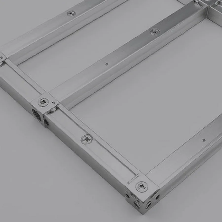 Strathmore Metal Sectional Frame Kit — 24", Black