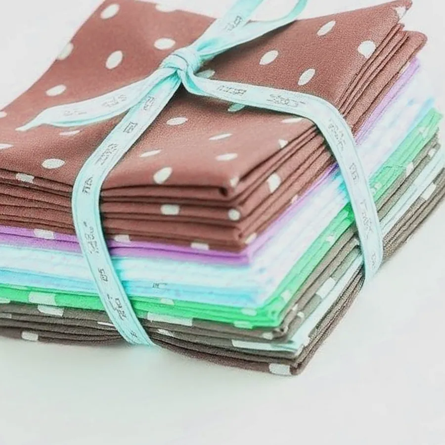 Tulip Fat Quarter Bundle — 10 Piece