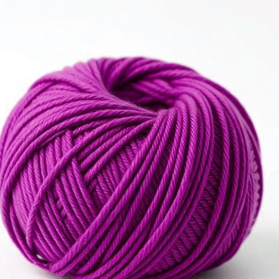 Tulip Worsted Weight Acrylic Yarn Skein — 3.5 oz, Cream